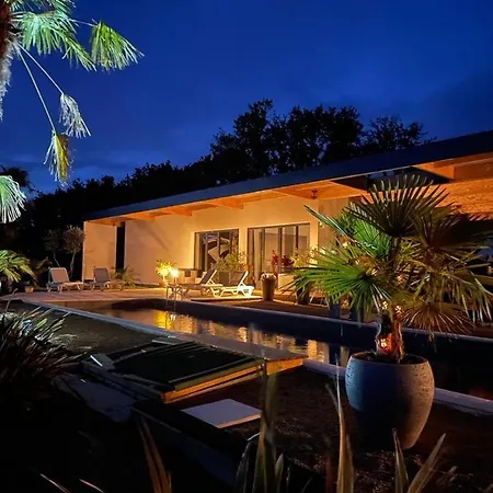 Eden Guest house *