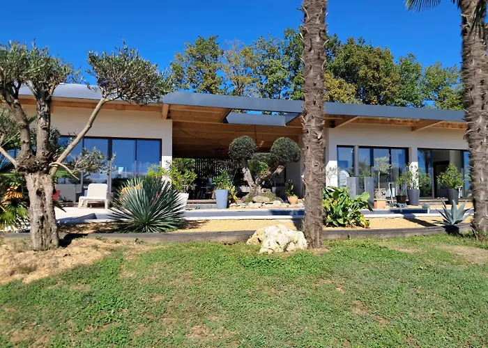 Eden Гостевой дом 3*